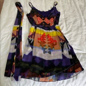 Alice + Olivia size 2 dress with sash perfect condition